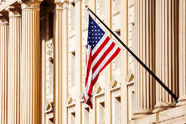 深夜！人民币大涨！美联储降息大消息！