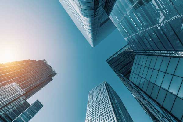 中金：维持理想汽车-W“跑赢行业”评级 目标价155港元