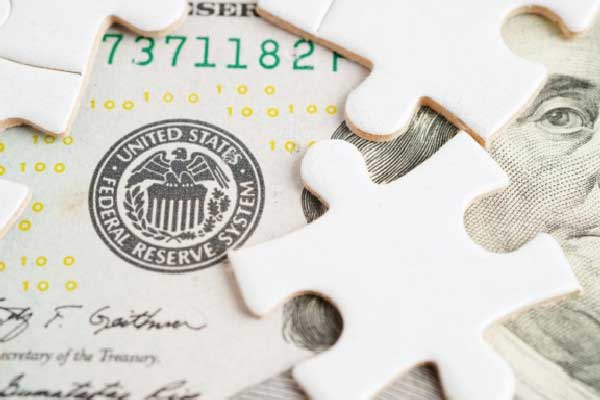 中金：维持理想汽车-W“跑赢行业”评级 目标价155港元